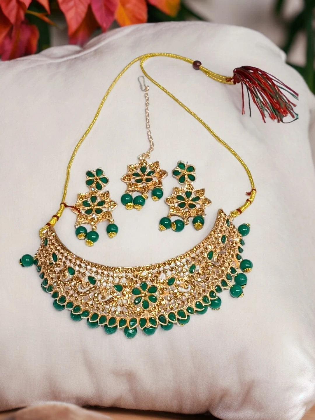 Green Choker Jewellery Set