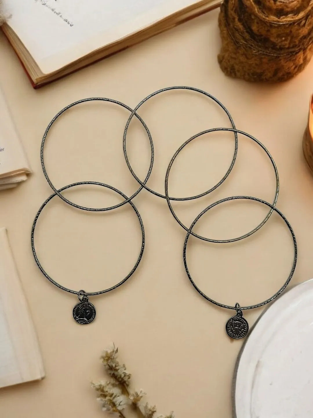 Set of 5 Black Giltter Charm Bangles