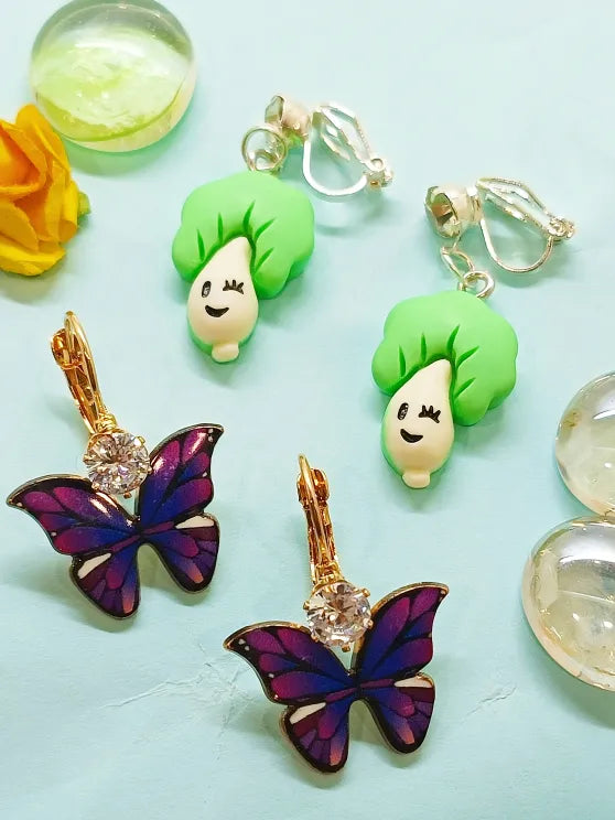 Set of 2 Gold-Plated Playful Drop Earrings