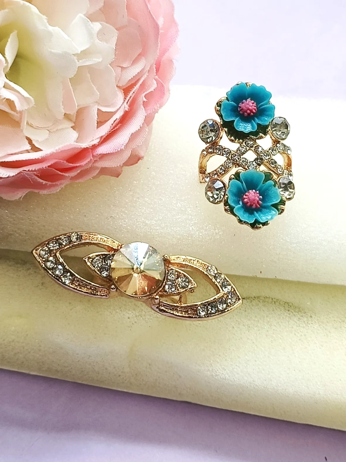 Set Of 2 Gold-Plated Royal Blue Floral & Stone Studded Rings
