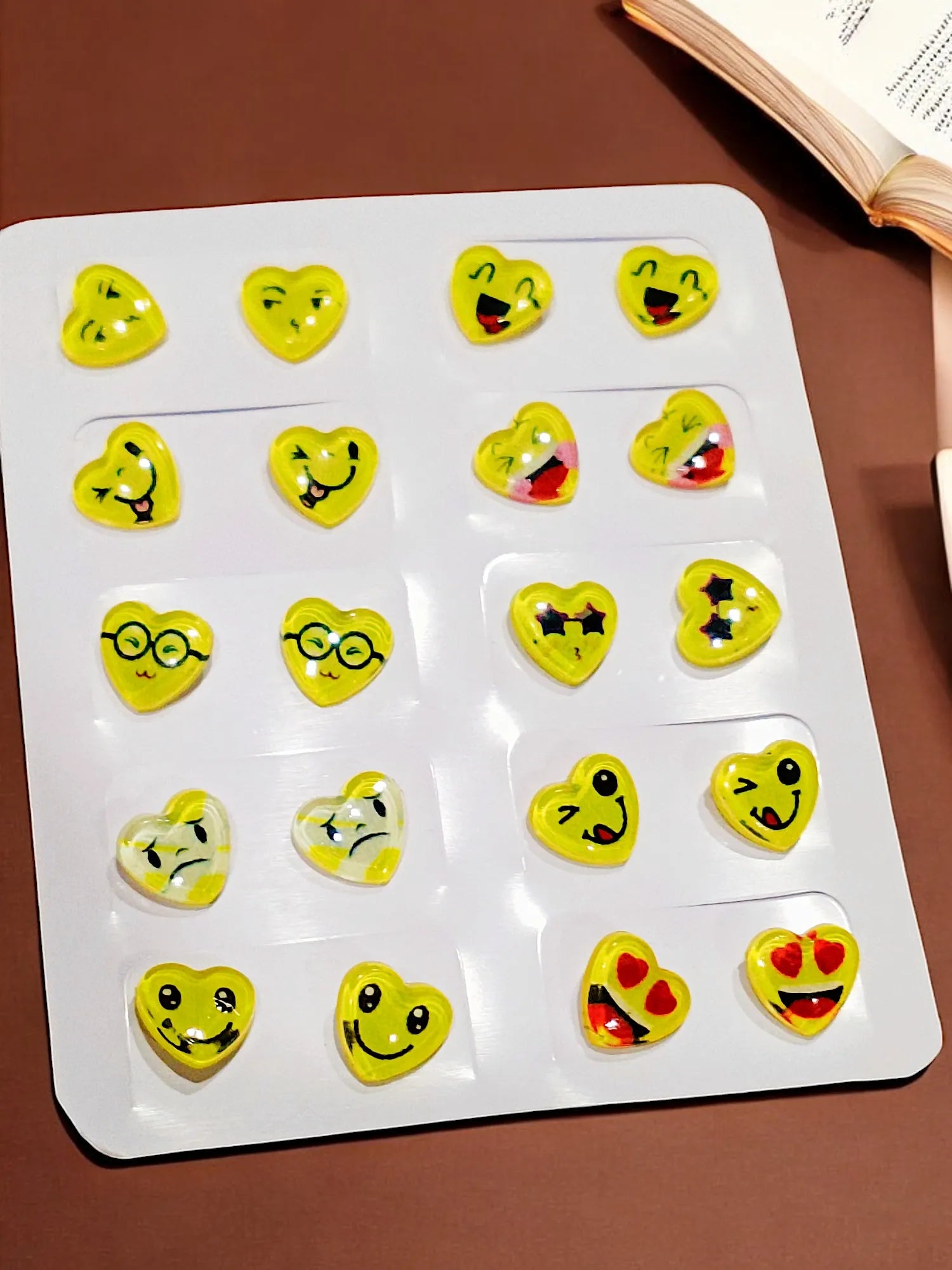 Set Of 10 Heart Shaped Emoji Stud Earrings