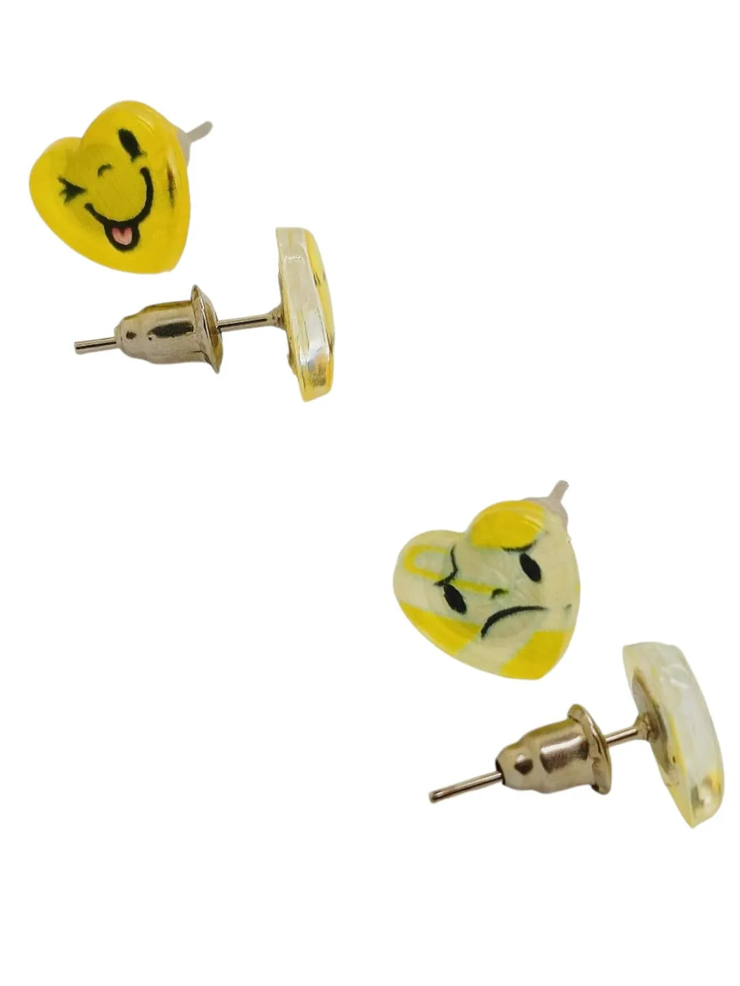 Set Of 10 Heart Shaped Emoji Stud Earrings