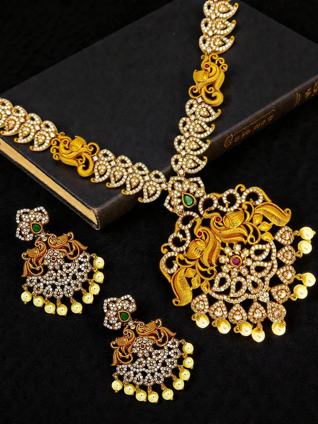 Gold-Plated Cubic Zirconia-Studded & Beaded Jewellery Set