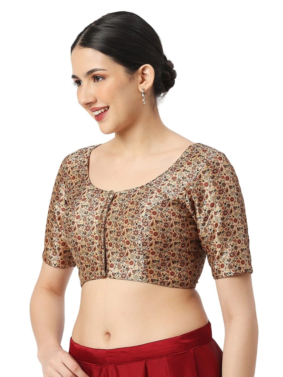 Creamy Elegance in Red Paisley