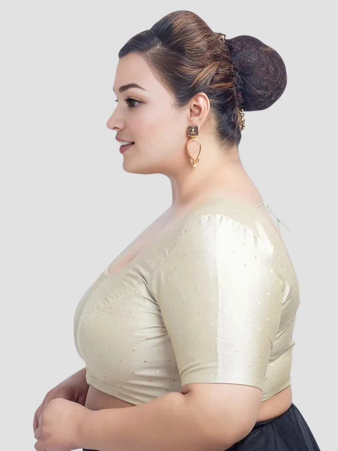 Dreamy Dots Cream Silk Elegance